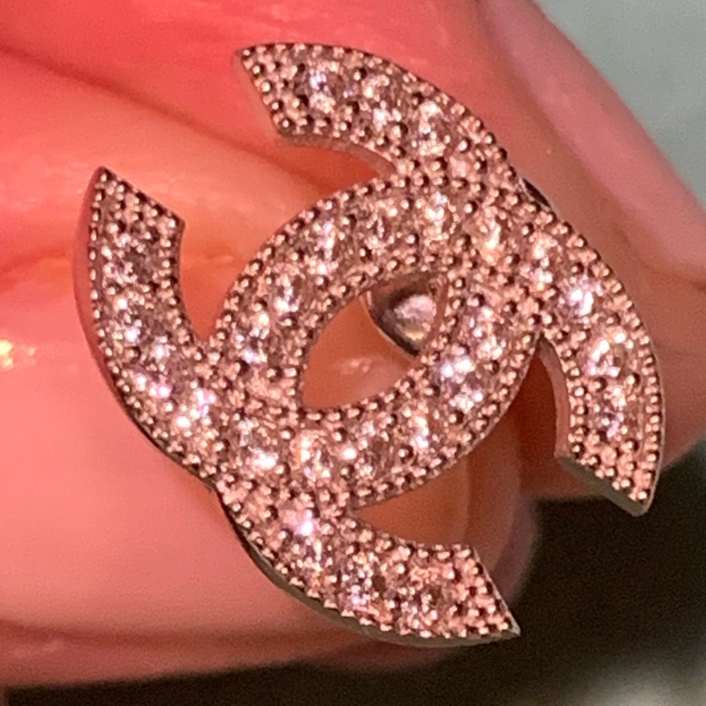 Rare Absolutely stunning crystal  cc earrings brand new, rare and collectible.